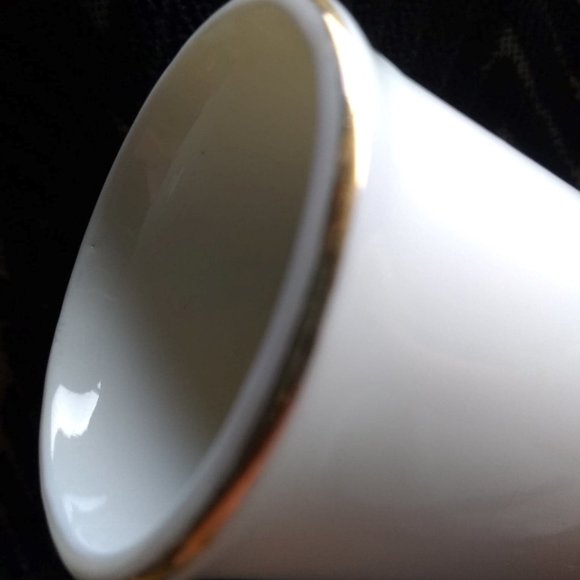 10% OFF Vintage Holly Hobbie Porcelain Bud Vase - Memory. . . a keepsake . . . - Picture 5 of 5